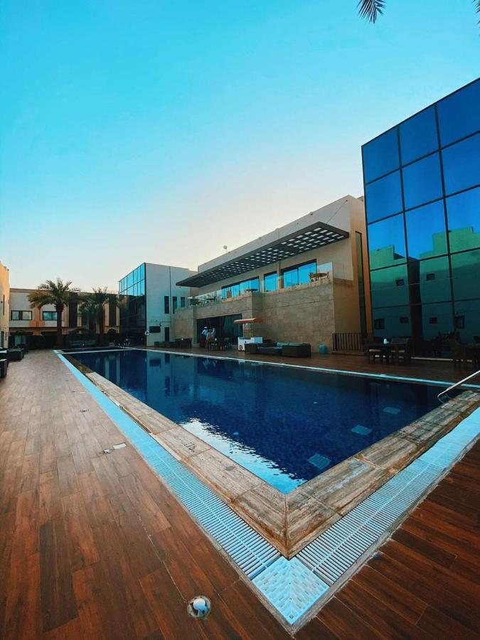 ไบรร่า เฮตติน รีสอร์ต แอนด์ วิลลา Villa ริยาดห์ ภายนอก รูปภาพ
